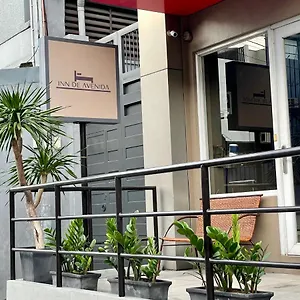 De Avenida, Makati 2* Макати